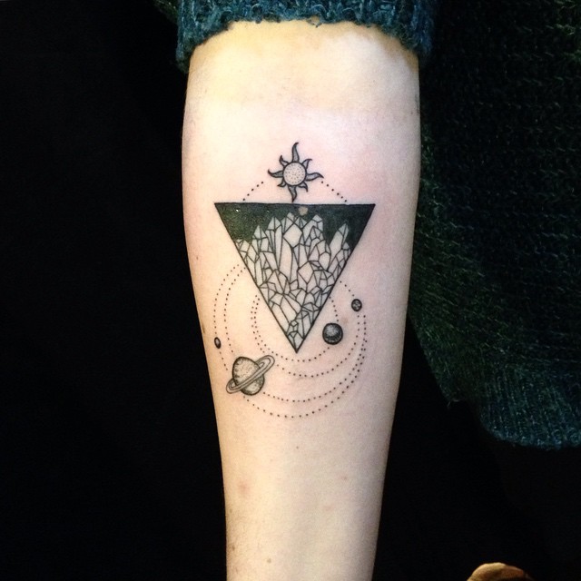Wonderbaar De allermooiste driehoek tattoos (en hun betekenis) - One Hand in MB-91