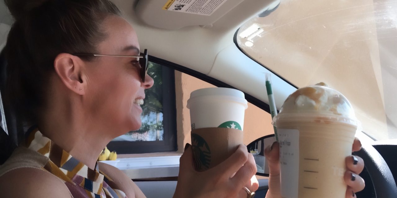 Een Starbucks drive thru? In Amerika kan het!