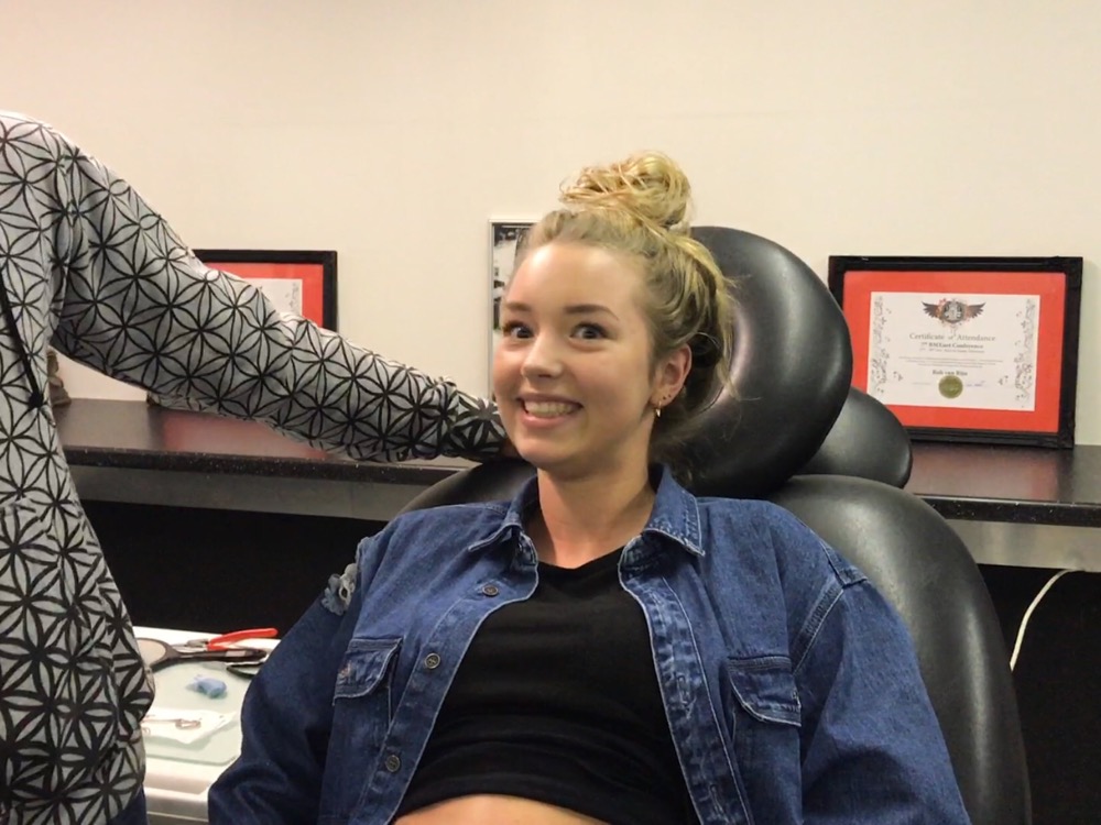 navelpiercing zetten