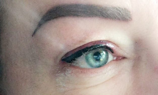 Hoe werkt permanente make-up? (wenkbrauwen + eyeliner)