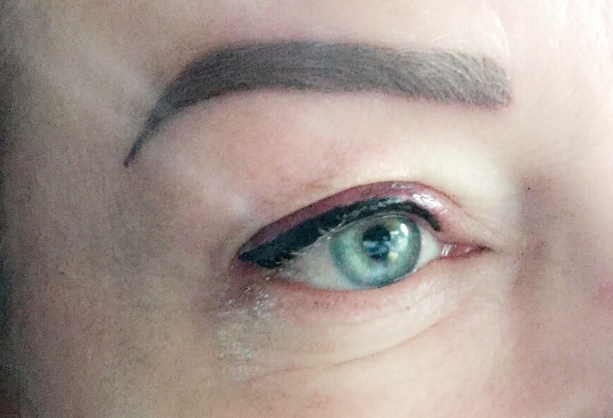 Hoe werkt permanente make-up? (wenkbrauwen + eyeliner)