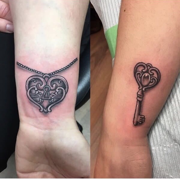 sleutel hart tattoo
