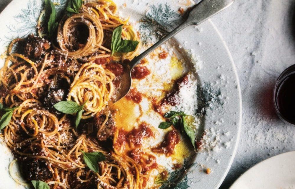 Recept: Mamma Mia gehaktballetjes in rode pastasaus