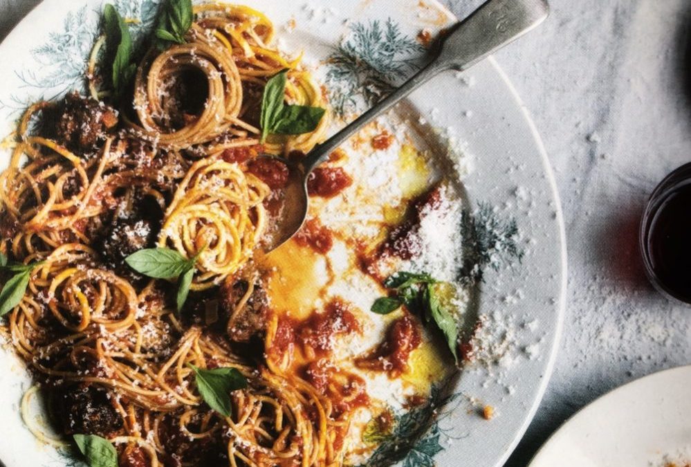 Recept: Mamma Mia gehaktballetjes in rode pastasaus