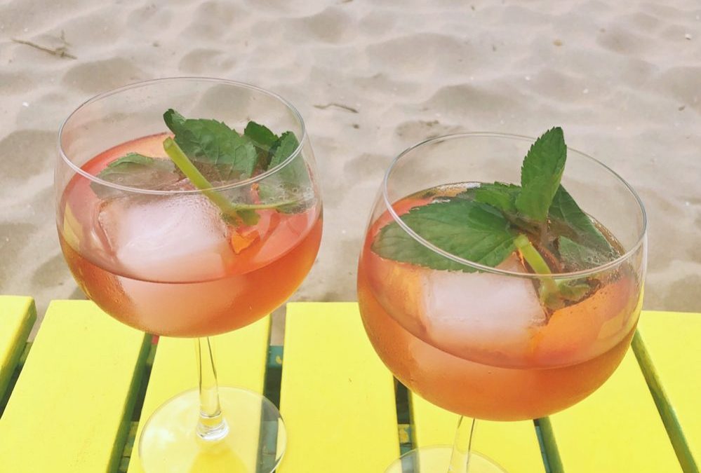G&T o’clock: gin-tonic met nieuwe Schweppes Hibiscus
