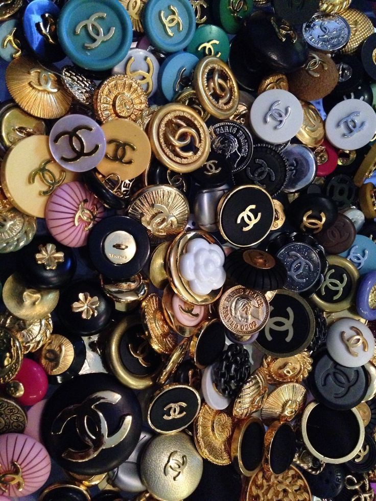 Chanel buttons