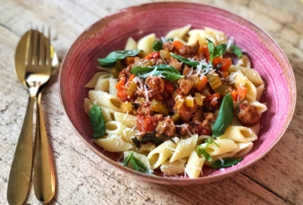 Toscaanse pasta met worst en tomaat
