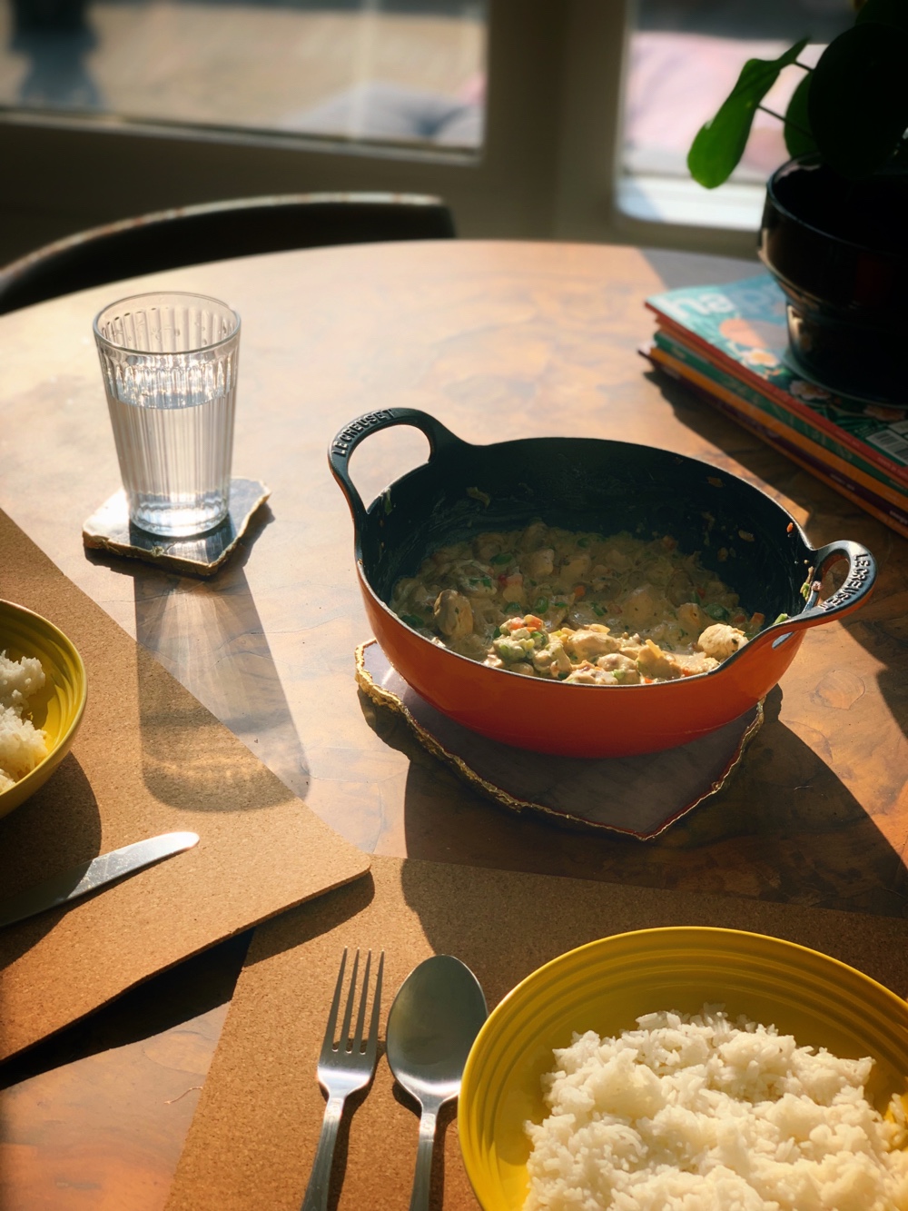 Makkelijk zomerrecept: kip Boursin met rijst en groente