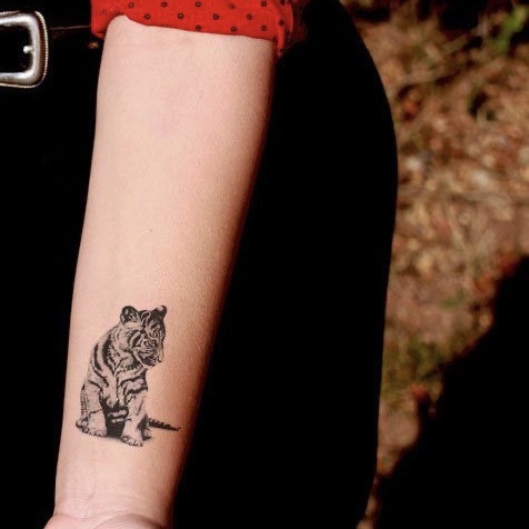 baby tijger tattoo