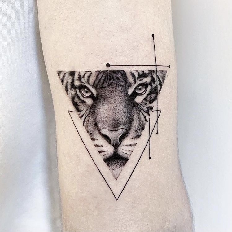 tijgerkop tattoo