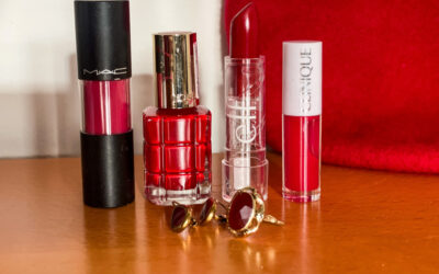 Fashionpost 74: a pop of red